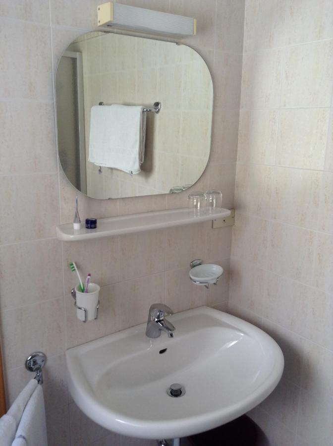Garni Le Chalet Santa Cristina Val Gardena Room photo